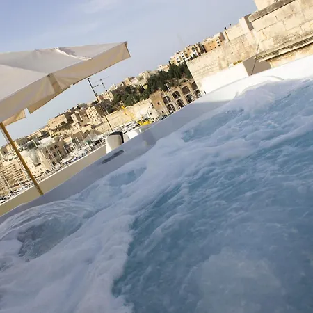 Ground Floor With Jacuzzi 0 Apartment *
