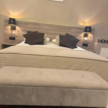 Ground Floor With Jacuzzi 0 *