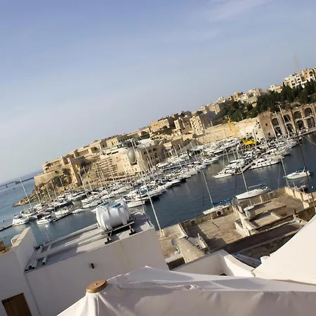 Apartamento Ground Floor With Jacuzzi 0