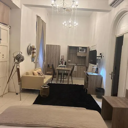 Ground Floor With Jacuzzi 0 Apartment *