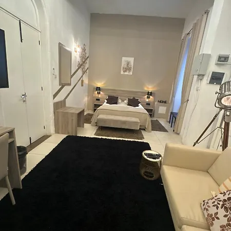 Ground Floor With Jacuzzi 0 Apartment