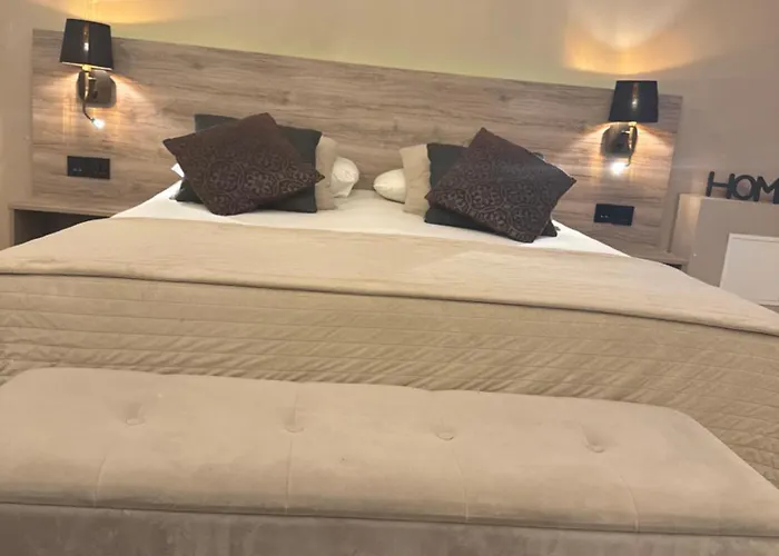 Ground Floor With Jacuzzi 0 *